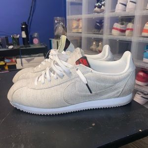 Nike Cortez size 11 men ‘QS upside down